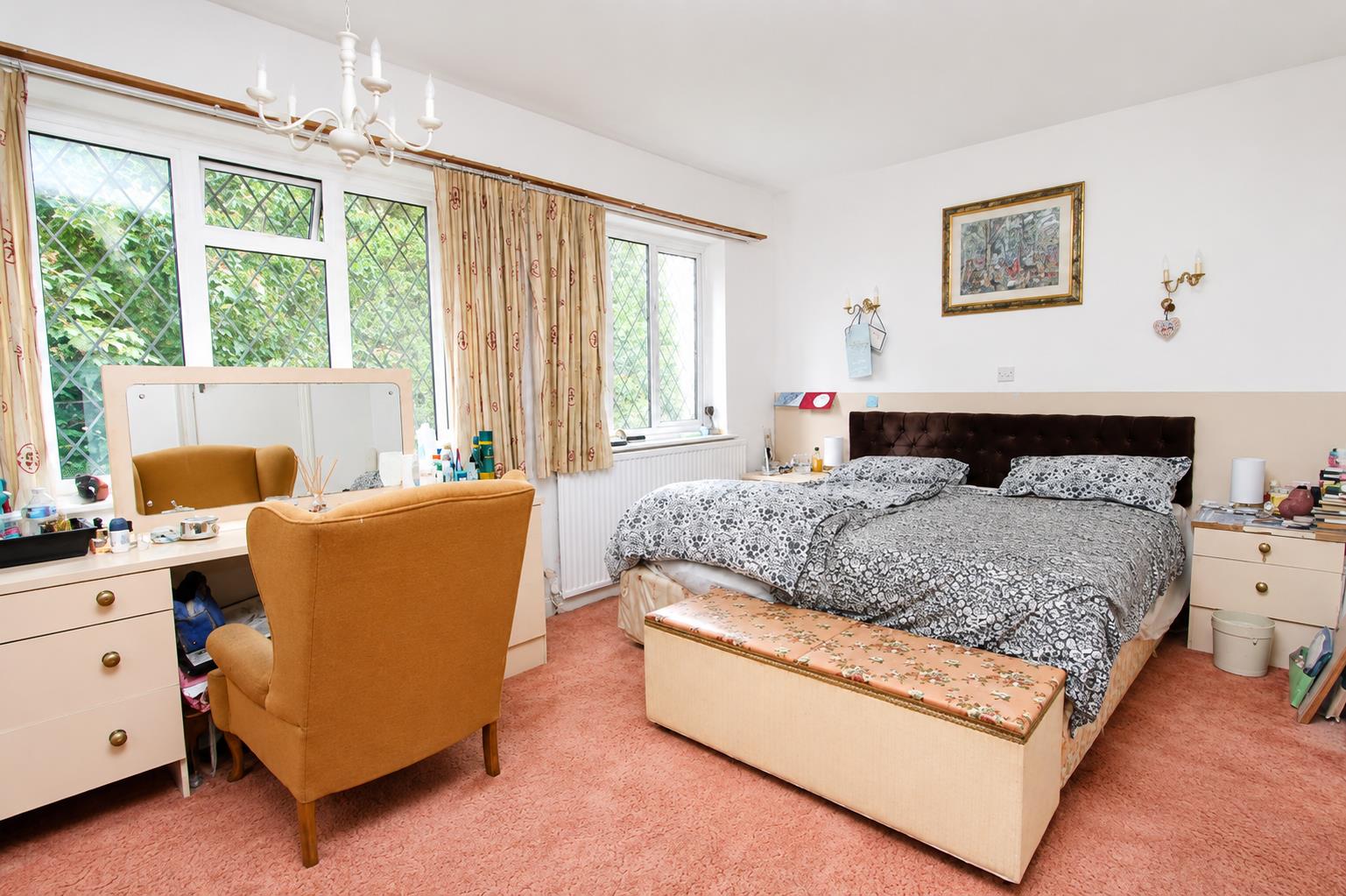 Waynflete Avenue, Croydon